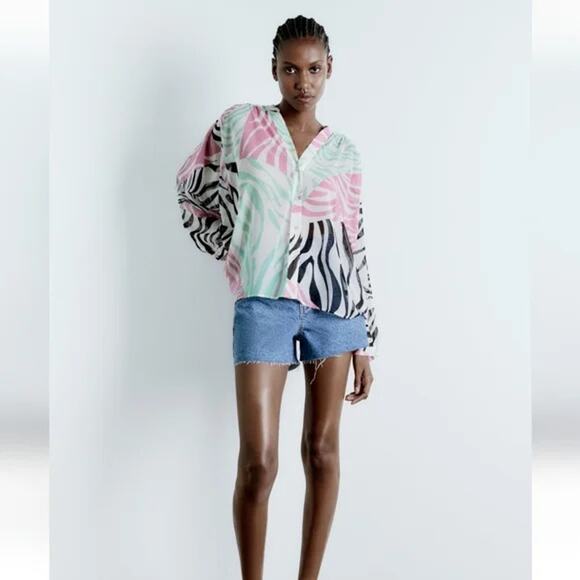 Zara animal print semi sheer blouse - NWT - M - Picture 1 of 5